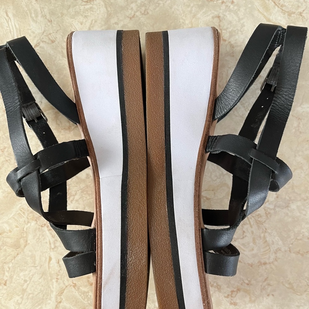 Lucky Brand Black‎ Platform Sandals with Leather Straps - Picture 5 of 9
